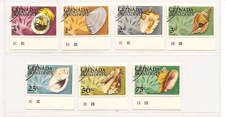 21525 - Grenadine - serie completa usata: Conchiglie