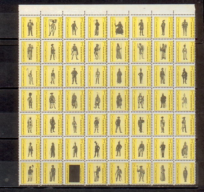 26230 - AJMAN 1972- 1864-919 * Uniformi  Militari,Military Uniform su fondo giallo, yellow  - 55 valori nuovi -Mint complete set