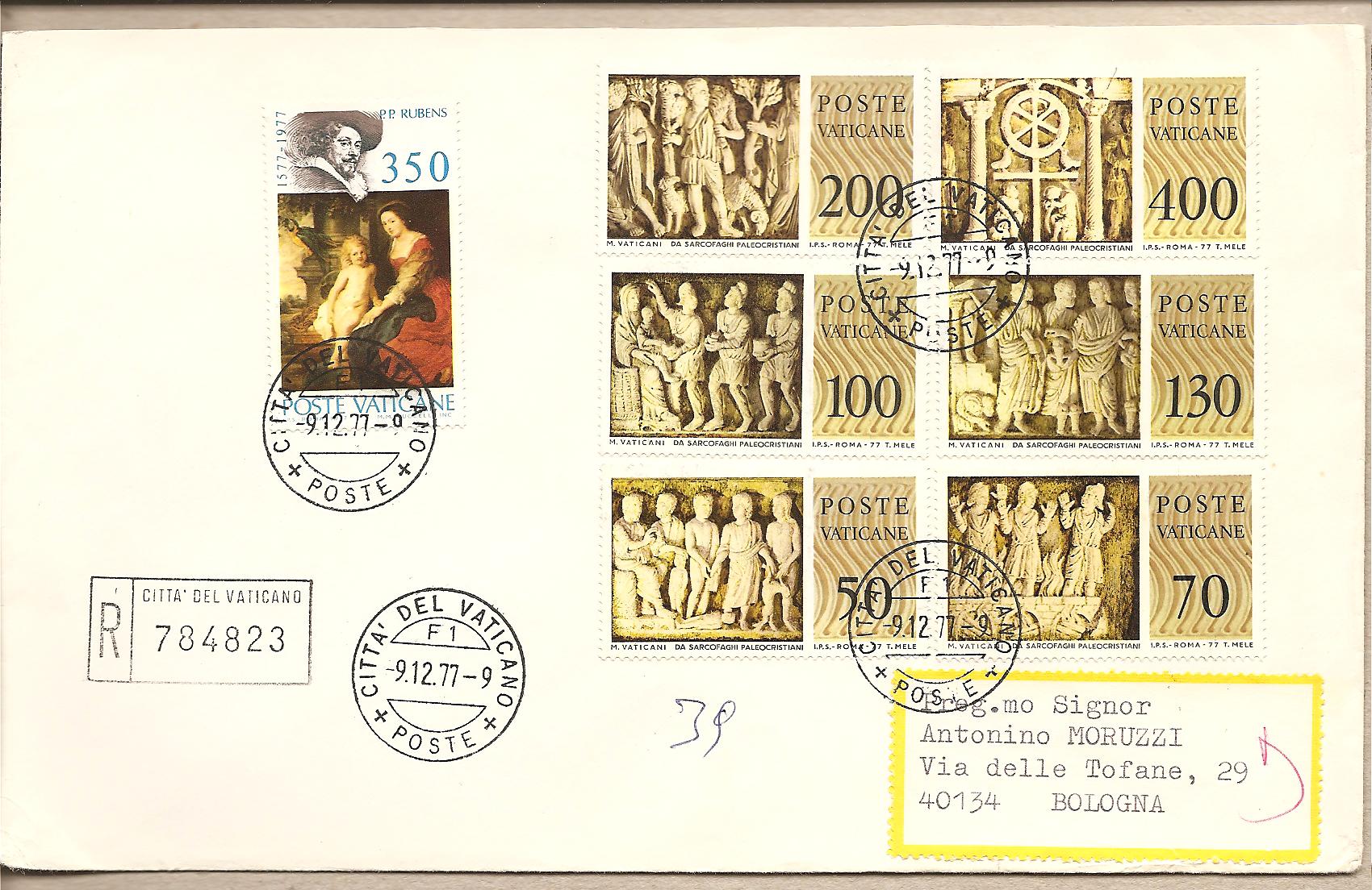 35403 - Vaticano - busta FDC con 2 serie complete viaggiata raccomandata: Musei Vaticani - Sarcofaghi e 4 centenario della nascita di Rubens - 1977