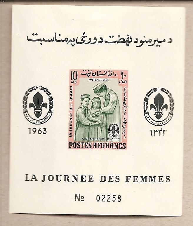 36279 - Afghanistan - foglietto nuovo: Scout Afghani - La Giornata delle Donne - 1963