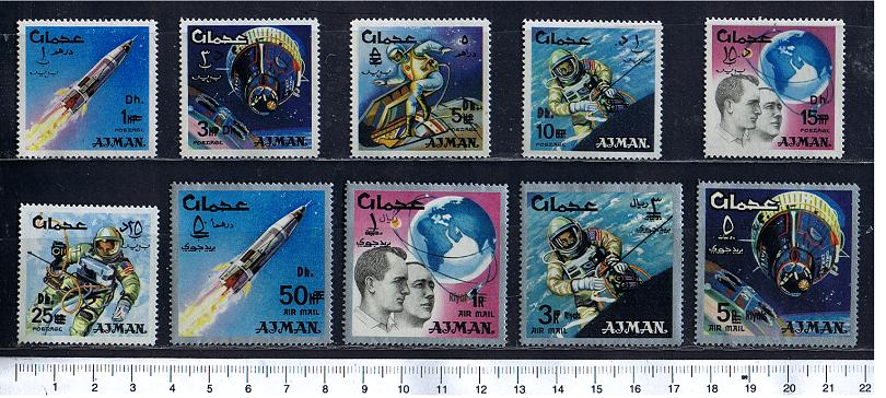 38917 - AJMAN, Anno 1966, # 88-97a - Ricerche spaziali,sovrast.nuova moneta - 10 valori serie completa nuova senza colla