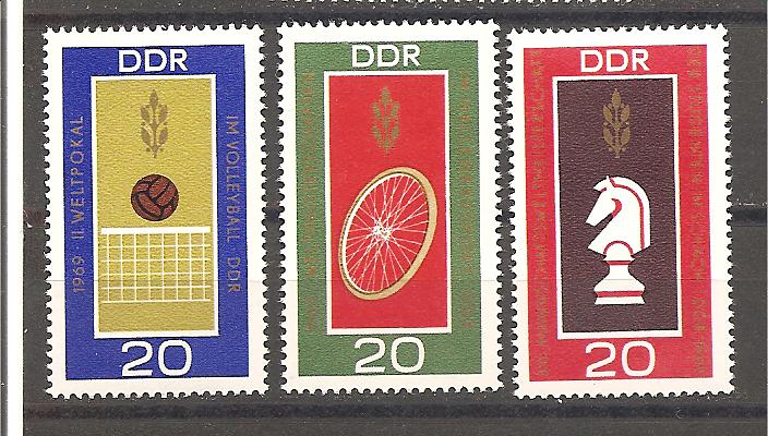 41611 - DDR - serie completa nuova linguellata: Michel n 1491/3 - 1969