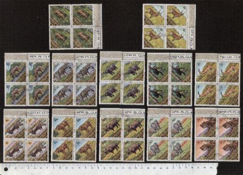 43039 - GUINEA	1975-3400  Animali africani soggetti diversi - Quartine di 12 valori serie completa timbrata - Yvert # 539/550 -