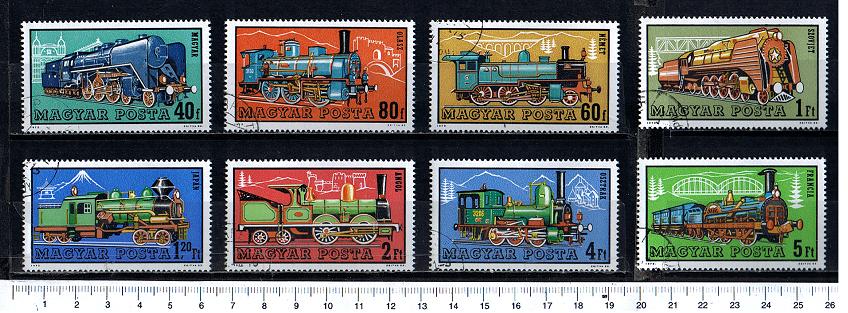 43312 - UNGHERIA	1972-2197 - Yvert n 2209/2216 *  Locomotive soggetti diversi - 8 valori serie completa timbrata  - disponibile anche in quartina