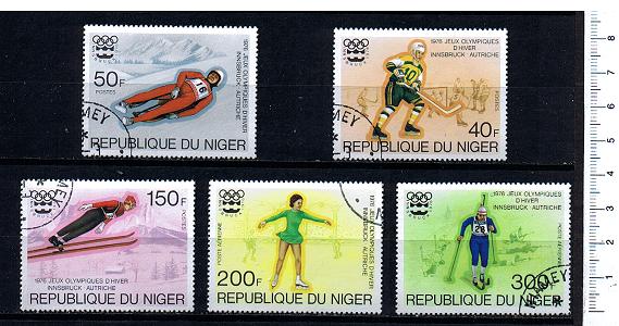 43557 - NIGER	1976-3601  Olimpiadi invernali di Innsbruck - 5 valori serie completa timbrata - Yvert n 352/4+A263/4