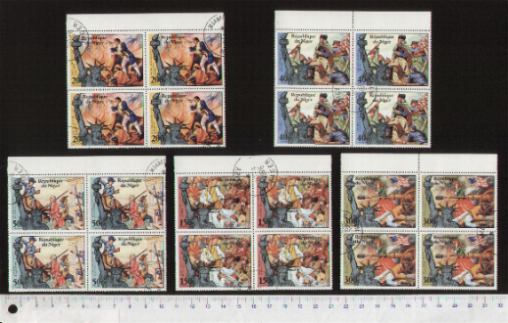 43585 - NIGER	1976-3652  Bicentenario Indipendenza USA,dipinti famosi - 5 valori serie completa timbrata in quartina - Yvert n 356/7+A265/7
