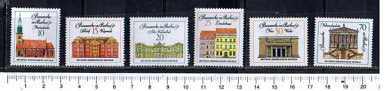44472 - D.D.R.	1971-Yvert n1351-56 *	Edifici di Berlino  - 6 valori serie completa nuova senza colla