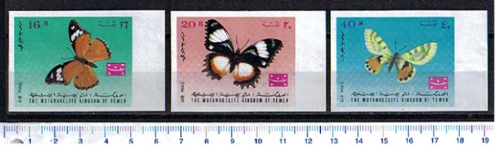 44587 - YEMEN Kingdom 1968-448-50 Farfalle -  3 valori serie completa nuova senza colla (Lavati)