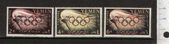 44917 - YEMEN Republic 1963-#  325-27 * 	Torcia e cerchi Olimpici Sovrastampato  Y.A.R. 27,9,1962	 - 3 valori serie completa nuova
