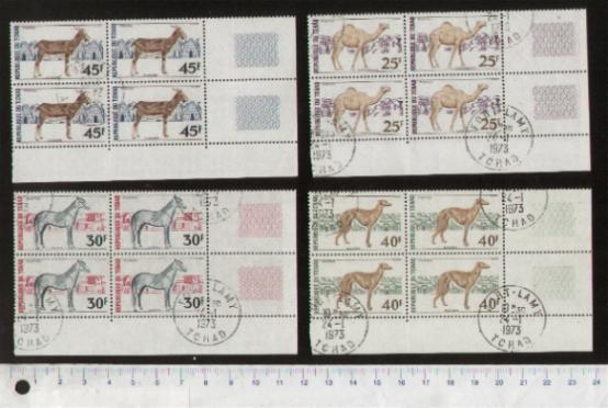 45453 - TCHAD	1972-3001- Yvert 265/268 *	Animali domestici soggetti diversi   - 4 valori serie completa timbrata in Quartina