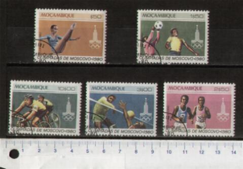 45718 - MOZAMBICO 1980-S-195 -Yvert 701/05 * 	Giochi Olimpici a Mosca  - 5 valori serietta timbrata