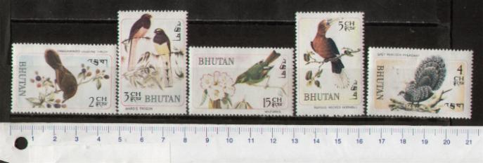 46132 - BHUTAN	1968-S-028 * OFFERTA PER RIVENDITORI - Uccelli diversi - 10 seriette uguali da 5 valori nuovi - foto parziale
