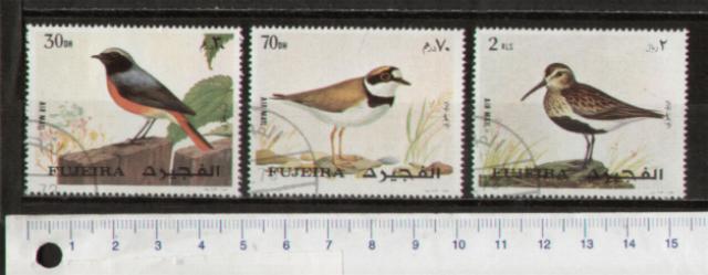 46163 - FUJEIRA, S-054	* 	Uccelli diversi - seriette di 3 valori timbrati
