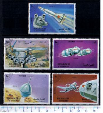 46894 - SHARJAH (ora U.E.A.), Anno 1972-2507 * Luna 9, varie missioni spaziali Sovietiche+cagnetta Lajka - 5 valori serie completa timbrata - # 1066-70