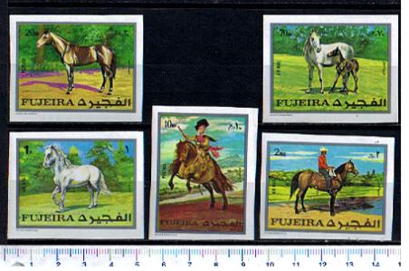 47491 -  FUJEIRA (ora U.E.A.), Anno 1970-549-53  *	 Cavalli nei dipinti famosi - 5 valori non dentellati serie completa nuova senza colla
