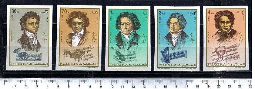 48189 -  FUJEIRA, Anno 1971-676-80 * 	200 anni nascita di Beethoven: ritratti e strumenti musicali   - 5 valori non dentellati serie completa nuova senza coll