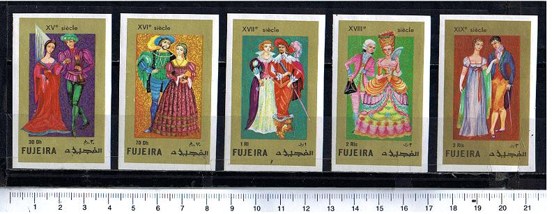 48414 - FUJEIRA, Anno 1972-815-19 *  	Costumi tradizionali durante i secoli   - 5 valori non dentellati serie completa nuova senza colla