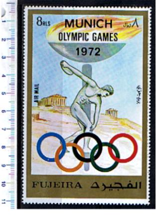 5606 - FUJEIRA (ora U.E.A.),  Anno 1972,  # 906  - Olimpiadi di Monaco: statua discobolo e Acropoli  -  1 valore gigante  completo nuovo senza colla