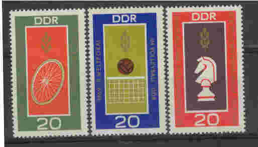968 - 1969 DDR - ciclismo volley scacchi - (**)