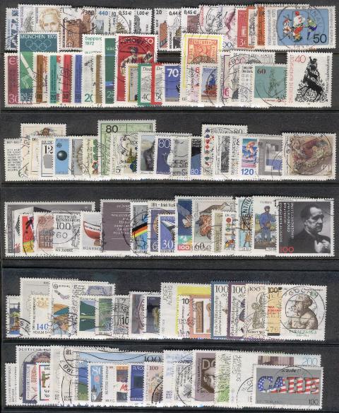 19612 - 111 francobolli usati differenti. Fino al 1995