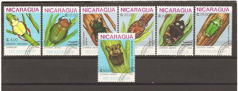 21391 - Nicaragua - serie completa usata: Scarafaggi