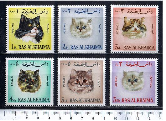 29127 - RAS AL KHAIMA  1967-85-90 * Gatti di razza - Cats of race  - 6 valori serie completa nuova senza colla - * with out glue