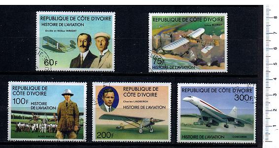 38681 - COSTA D AVORIO, Anno 1977-3658 - Storia dell Aviazione: aerei diversi - 5 valori serie completa timbrata