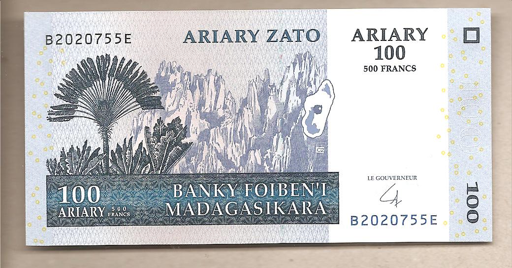 40371 - Madagascar - banconota non circolata da 100 Ariary - 2004