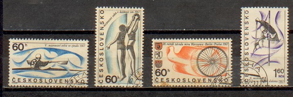 40738 - CECOSLOVACCHIA	1967-1556-59 Avvenimenti sportivi dell anno - 4 valori serie completa timbrata