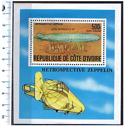 42822 - COSTA D AVORIO 1977-3742F * Dirigibili Zeppelin -  Foglietto completo timbrato