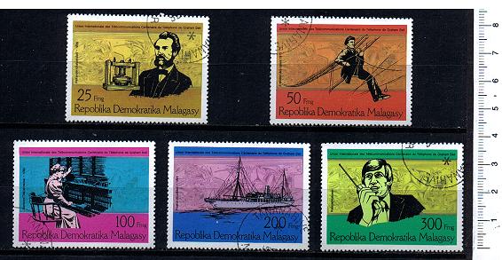 43086 - MADAGASCAR	1976-3628- Yvert n 585/89 *  U.I.T. Centenario telefono di Graham Bell - 5 valori serie completa timbrata