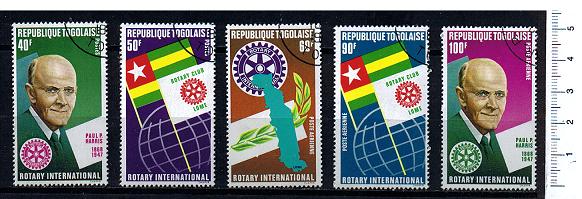 43140 - TOGO	1973-2669  Rotary Club a Lom e Paul P.Harris - 5 valori serie completa timbrata - Yvert n 757/8+A188/90