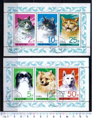 43920 - COREA DEL NORD	1977-210	Cani e gatti diversi - 2 Foglietti serie completa timbrata - Catalogo 1691/96