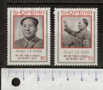 44421 - ALBANIA	1973-Yvert n1481-82	80th Anniversary of Mao Tse Tung - 2 valori serie completa nuova senza colla