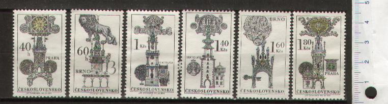 45334 - CECOSLOVACCHIA	1970-Yvert 1796-801  *  	Emblemi di antichi casati e portali - 6 valori serie completa nuova senza colla