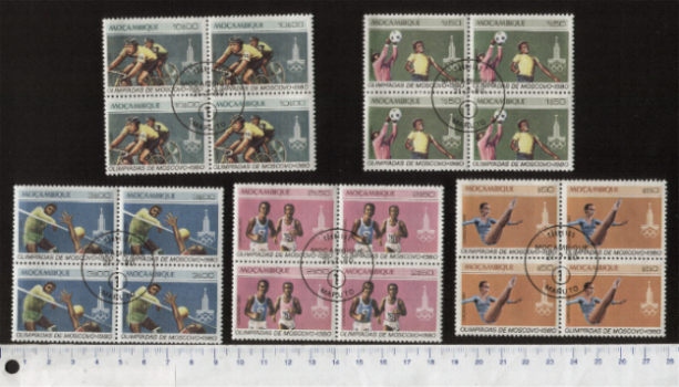 45720 - MOZAMBICO 1980-S-195 -Yvert 701/05 * 	Giochi Olimpici a Mosca  - 5 valori serietta timbrata in Quartina