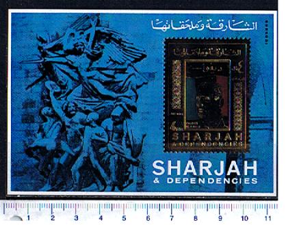 47079 - SHARJAH (ora U.E.A.), Anno 1970 - # 559 *	Charles De Gaulle e bandiera Francese impresso su gold foil - Foglietto dentellato completo