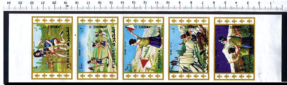 48285 - FUJEIRA, Anno 1971-706-10 * Boy Scout World Jamboree 71 Ragazze Scout - 5 valori non dentellati serie completa nuova senza colla in striscia se-tenant