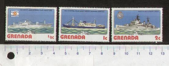 49465 - GRENADA 197_- LS 16 Navi diverse - 3 valori nuovi