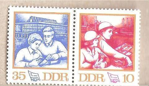 50822 - DDR - serie completa nuova Michel 1761/2: The 8th FDGB Congress - 1972 * G