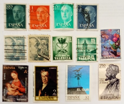 52121 - 13 francobolli usati